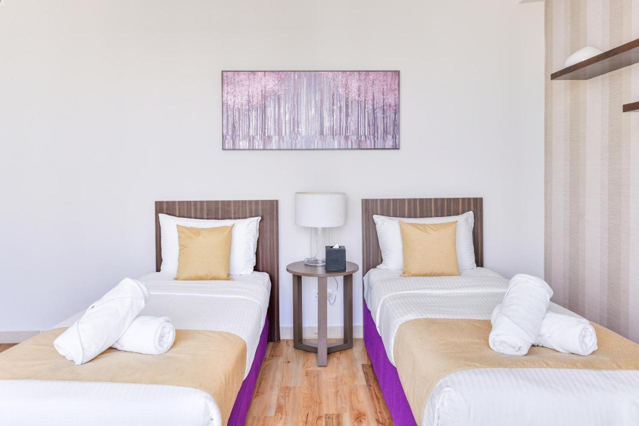 Nassima/Voco Tower - Luxury - 5* Hotel Amenities Dubai Bagian luar foto