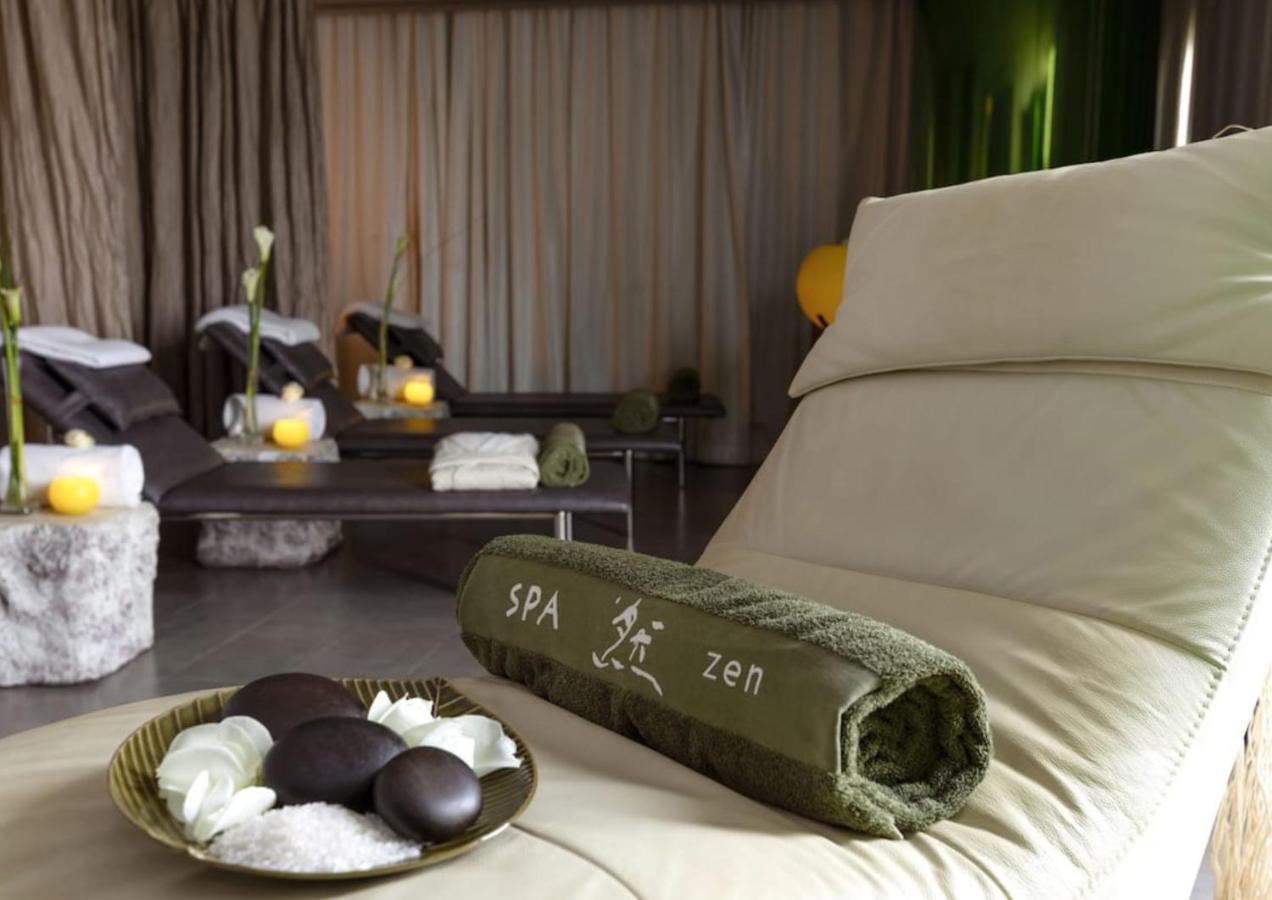 Nassima/Voco Tower - Luxury - 5* Hotel Amenities Dubai Bagian luar foto