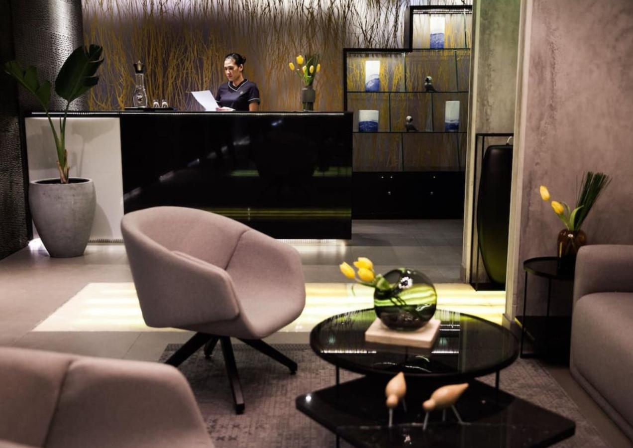 Nassima/Voco Tower - Luxury - 5* Hotel Amenities Dubai Bagian luar foto